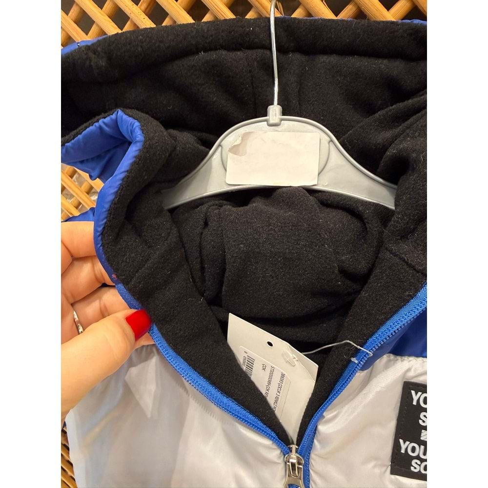 386093 ÇOCUK 3 RENKLİ MONT