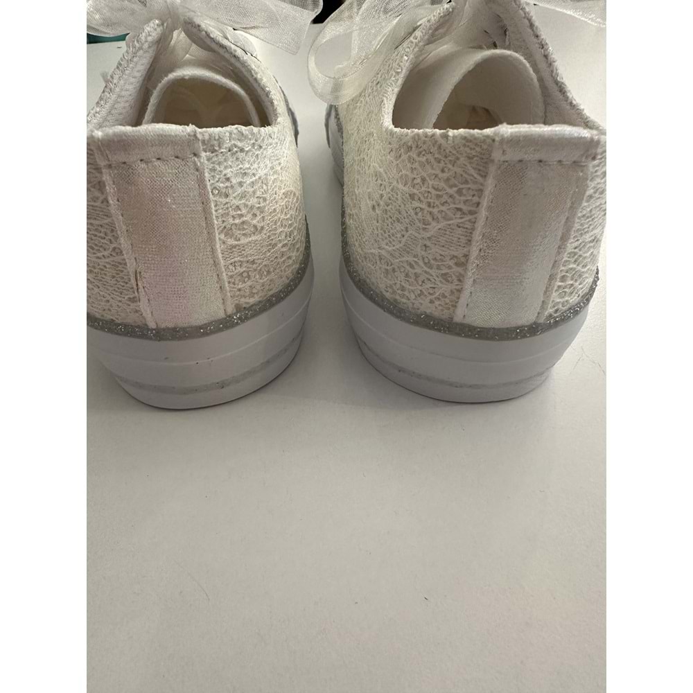 K-1204 ÇOCUK DANTEL TAŞLI SPOR AYAKKABI