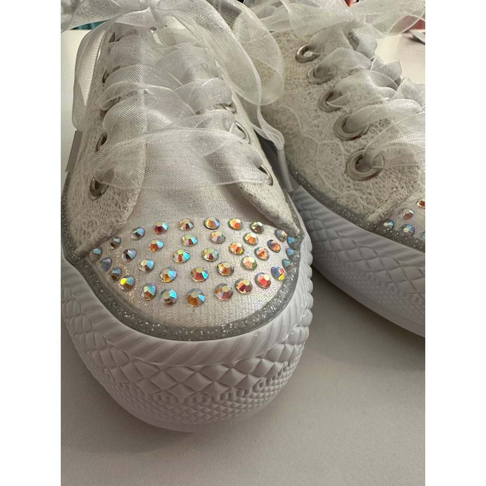 K-1204 ÇOCUK DANTEL TAŞLI SPOR AYAKKABI