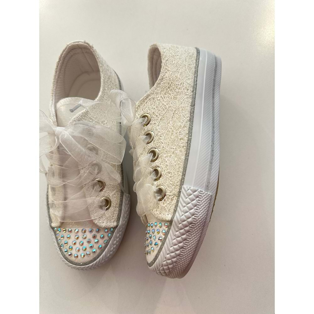 K-1204 ÇOCUK DANTEL TAŞLI SPOR AYAKKABI