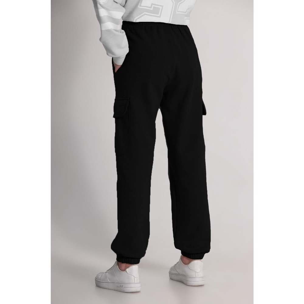 9240 KARGO CEPLİ EŞOFMAN ALT