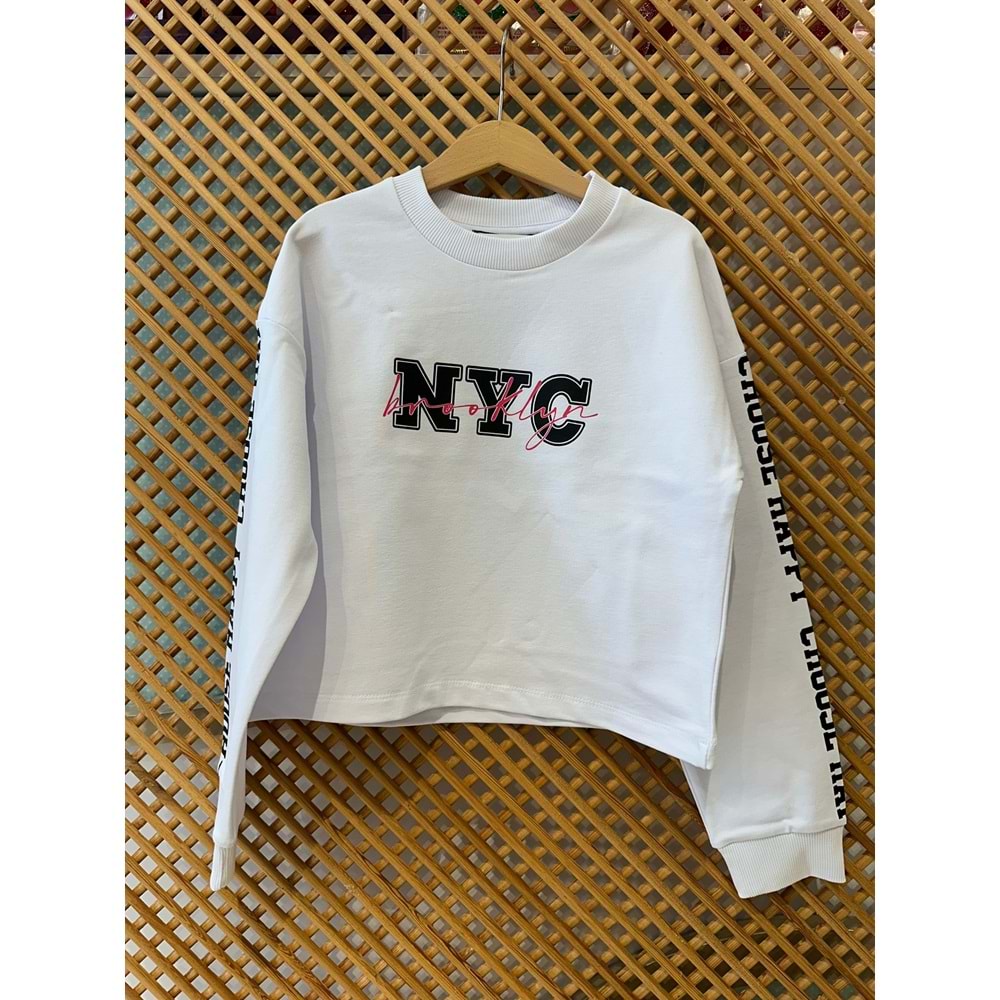 240315 NYC CROP SWEAT 8/13