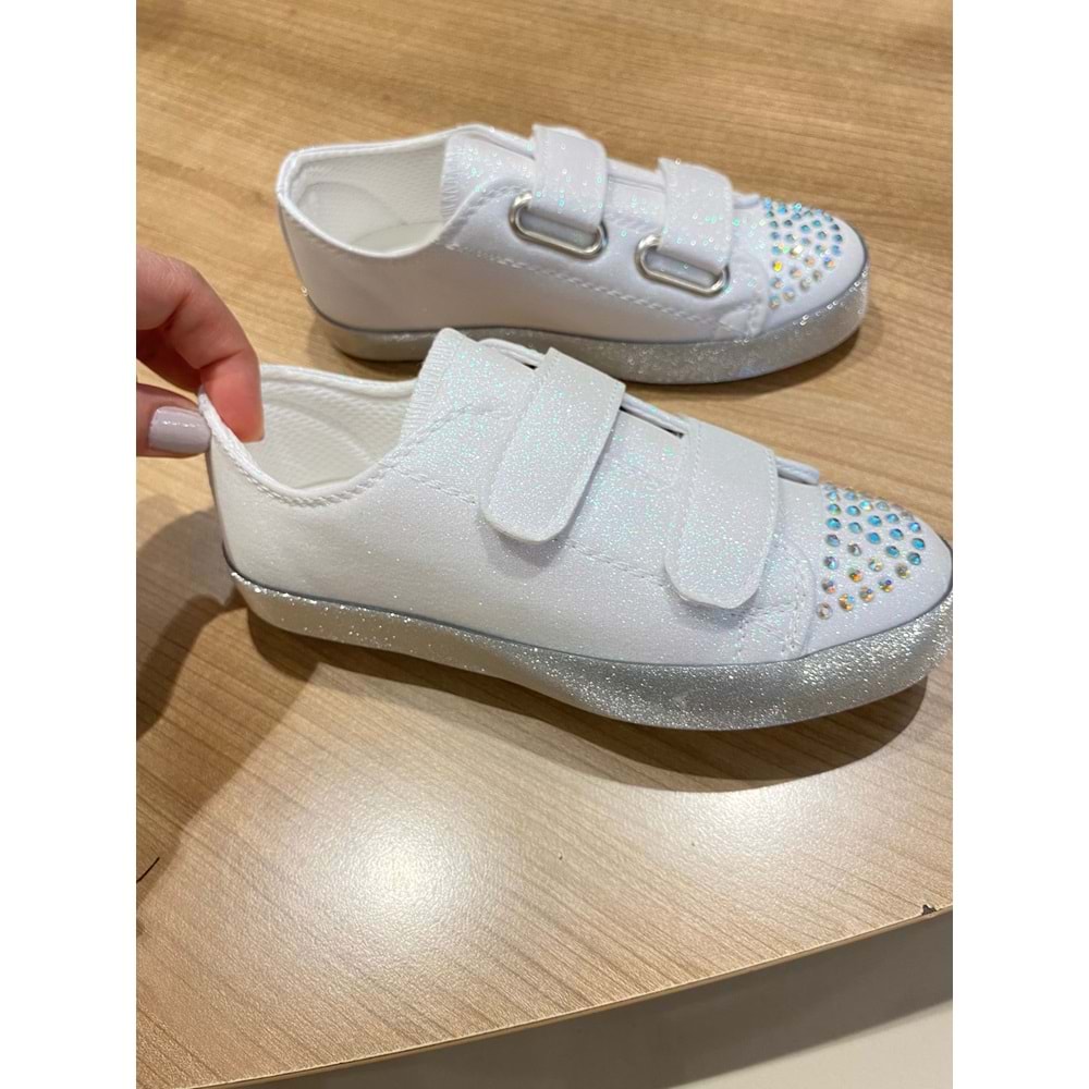 K-1203 ÇOCUK SİMLİ SPOR AYAKKABI (30 NUMARAYA KADAR IŞIKLI)