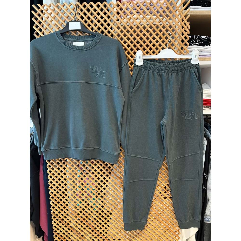 4027 ÇOCUK NAKIŞLI MEVSİMLİK EŞOFMAN TAKIMI