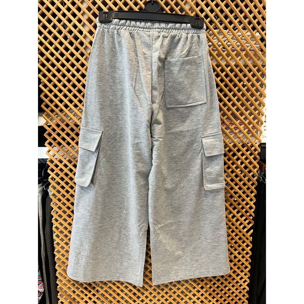 225250 ÇOCUK PAMUKLU MEVSİMLİK PENYE KUMAŞ BOL PAÇA KARGO CEP EŞOFMAN ALT