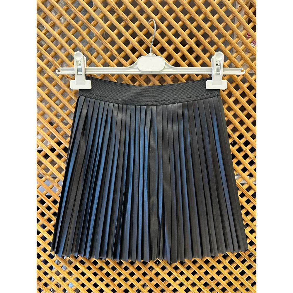 9017 ÇOCUK BELİ LASTİKLİ PLİSE DERİ ETEK