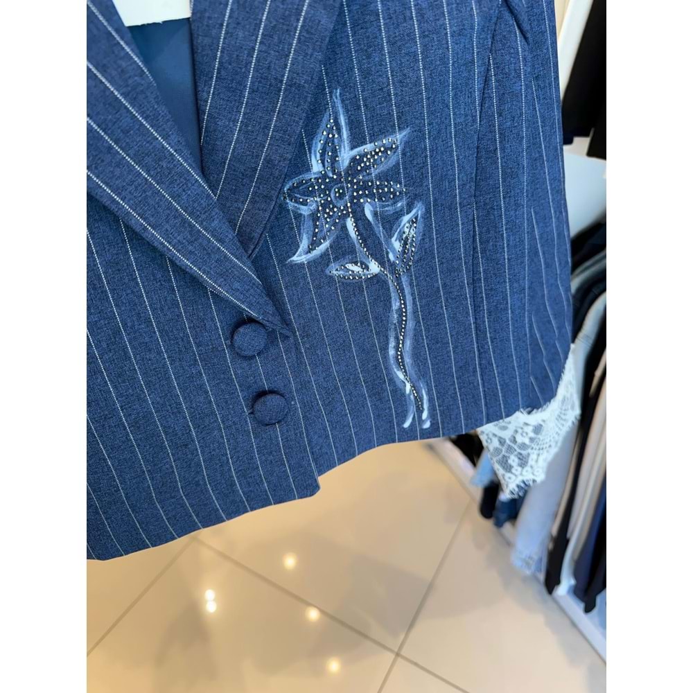 5001-5003 ÇOCUK DANTEL DETAY BELİ LASTİKLİ ŞORT ETEK CEKET TAKIM