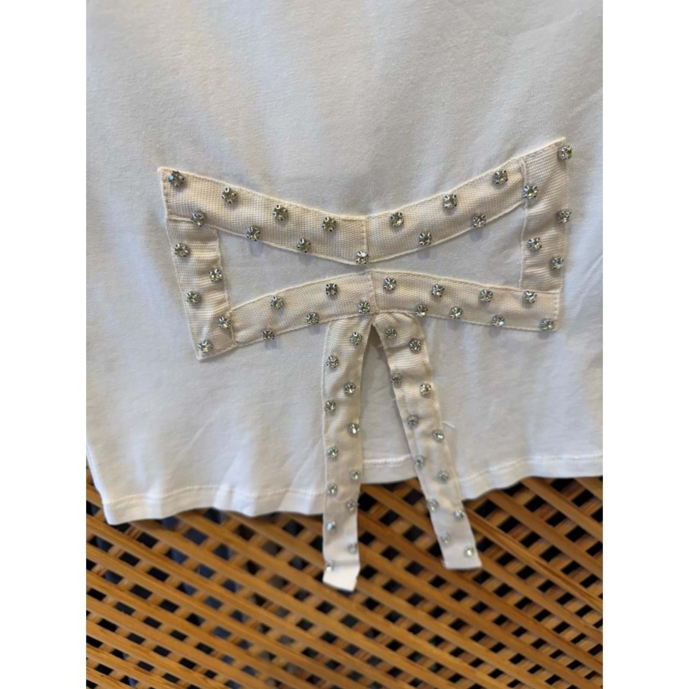 75839 ÇOCUK ÖNÜ TAŞLI FİYONK DETAYLI TİŞÖRT