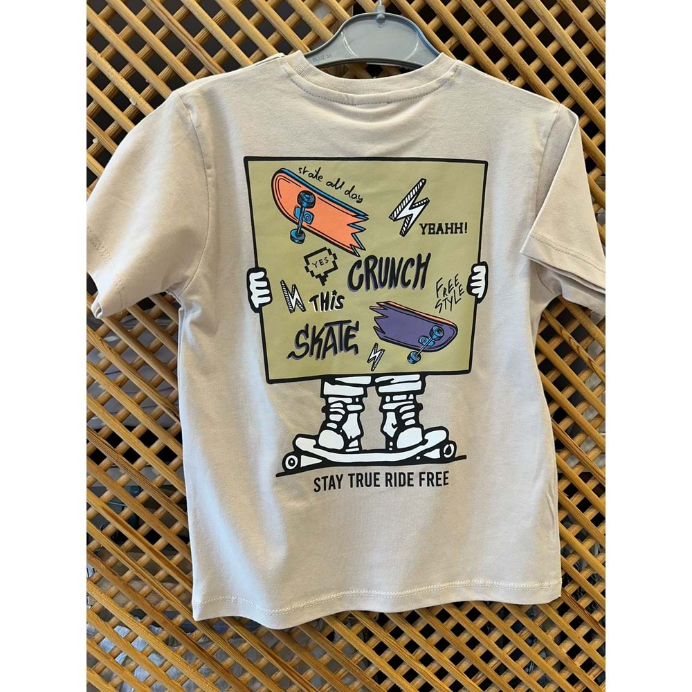 7743 ÇOCUK ÖNÜ VE SIRTI KAYKAY BASKILI TİŞÖRT