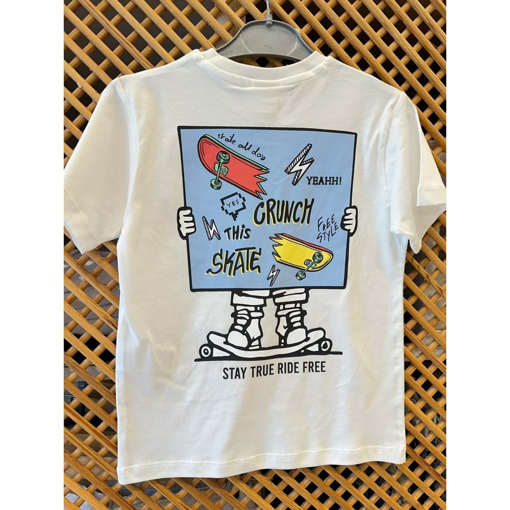 7743 ÇOCUK ÖNÜ VE SIRTI KAYKAY BASKILI TİŞÖRT