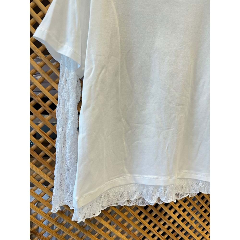 0749 ÇOCUK KOL YAKA VE ETEK UCU DANTEL TİŞÖRT