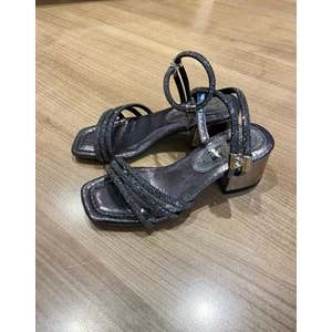 K-84 ÇOCUK ABİYE KALIN TOPUK SANDALET