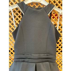 836 ÇOCUK ARKASI FİYONKLU ELBİSE