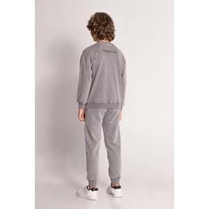 4027 ÇOCUK NAKIŞLI MEVSİMLİK EŞOFMAN TAKIMI