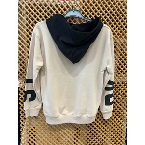 4096 ÇOCUK KAPŞONLU ÖNÜ VE KOLLARI BASKILI SWEAT