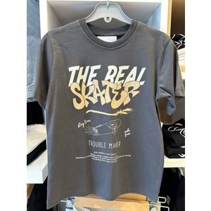 7741 ÇOCUK ÖNÜ KAYKAY VE YAZI BASKILI TİŞÖRT