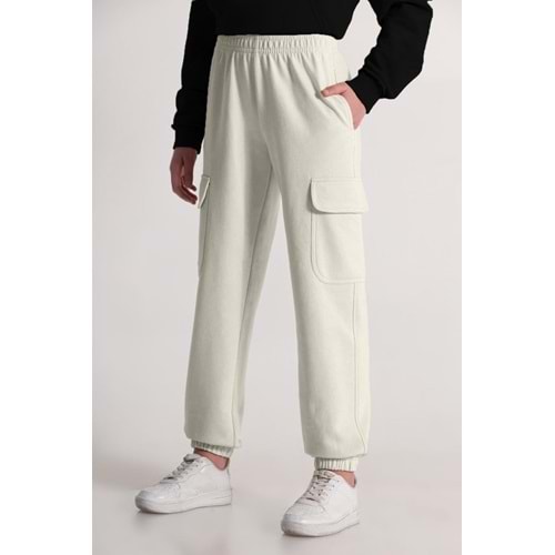 9240 KARGO CEPLİ EŞOFMAN ALT