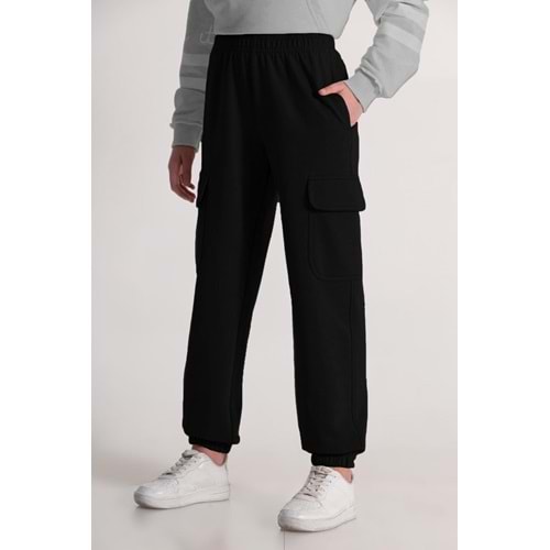 9240 KARGO CEPLİ EŞOFMAN ALT