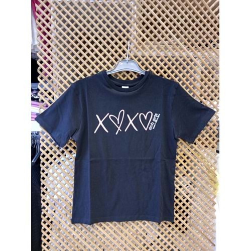 445 ÇOCUK XOXO SIRTI BASKILI TİŞÖRT