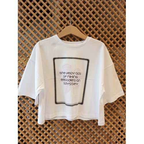 50901 ÇOCUK ÇİÇEK BASKILI CROP TİŞÖRT