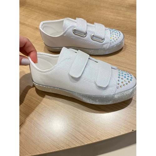 K-1203 ÇOCUK SİMLİ SPOR AYAKKABI (30 NUMARAYA KADAR IŞIKLI)