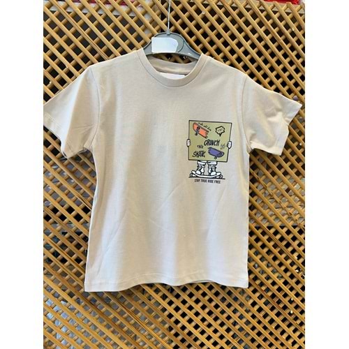 7743 ÇOCUK ÖNÜ VE SIRTI KAYKAY BASKILI TİŞÖRT