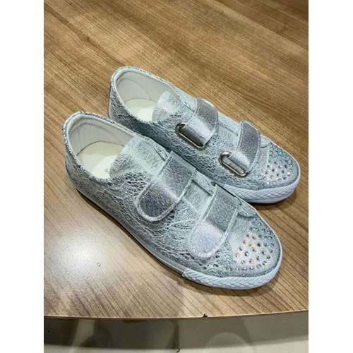 K-1221 DANTELLİ TAŞLI CIRTLI AYAKKABI (30 NUMARAYA KADAR IŞIKLI)