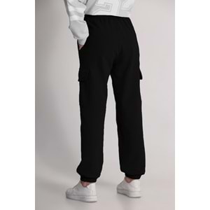 9240 KARGO CEPLİ EŞOFMAN ALT