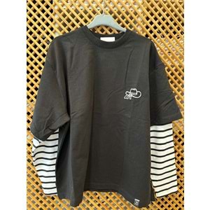 225240 ÇOCUK ÇİFT KOLLU ARKASI NAKIŞLI TİŞÖRT