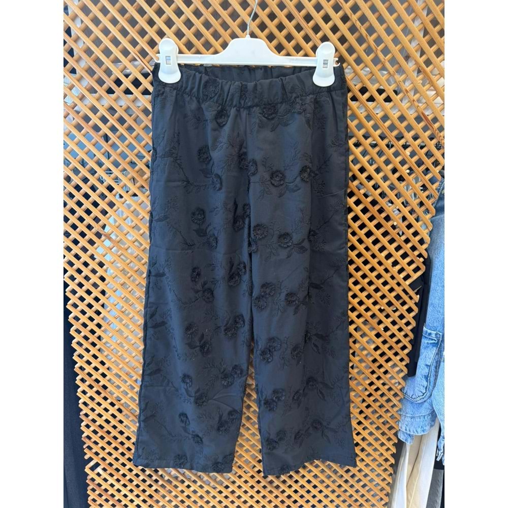 2326 ÇOCUK ÜÇ BOYUTLU NAKIŞLI KUMAŞ BELİ LASTİKLİ PANTOLON