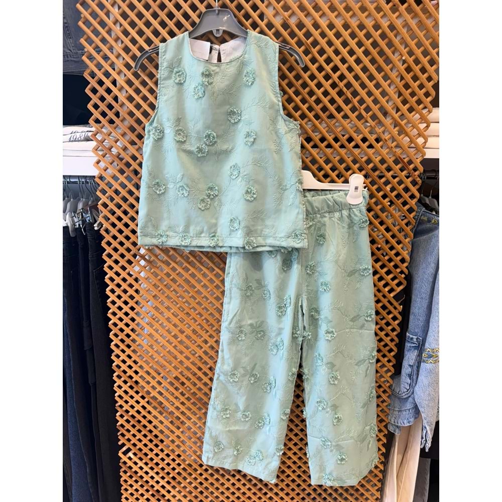 2326 ÇOCUK ÜÇ BOYUTLU NAKIŞLI KUMAŞ BELİ LASTİKLİ PANTOLON