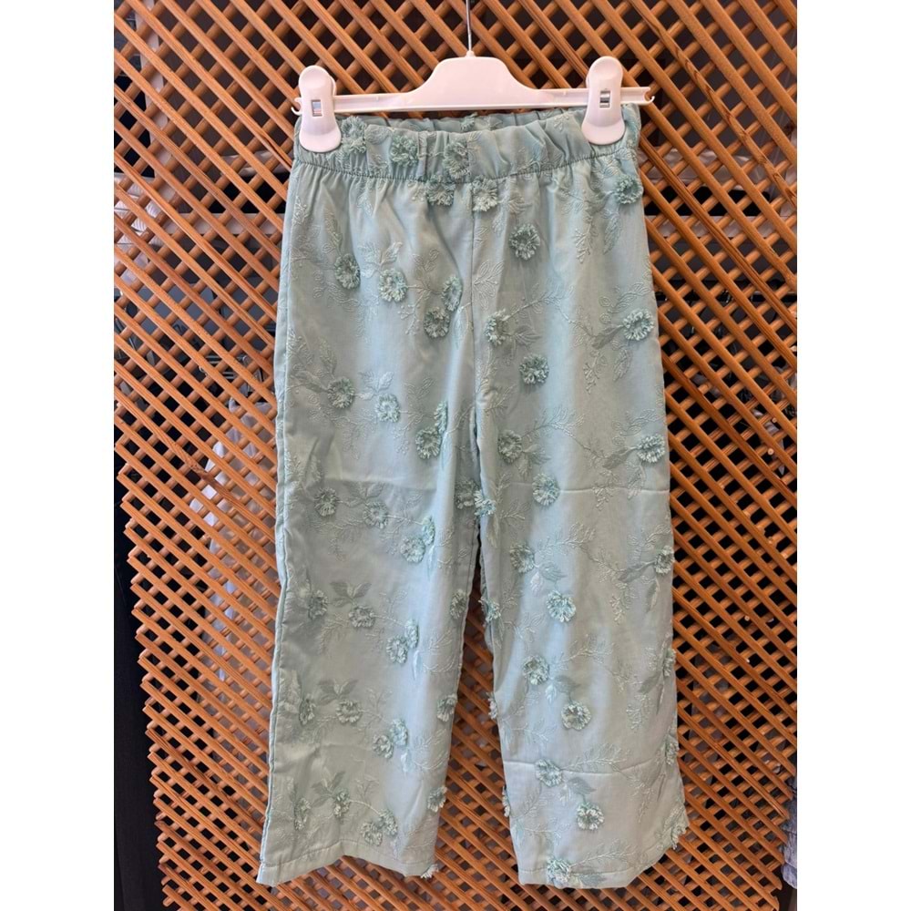 2326 ÇOCUK ÜÇ BOYUTLU NAKIŞLI KUMAŞ BELİ LASTİKLİ PANTOLON