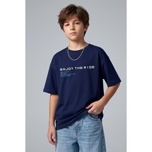 7775 ÇOCUK SIRT BASKILI TİŞÖRT